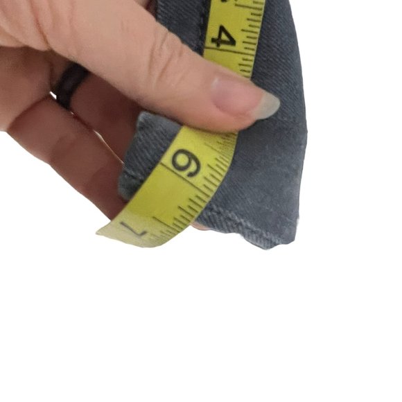 CAbi Grey Mid Rise Skinny 5 Pocket Pants 10 - Picture 7 of 10